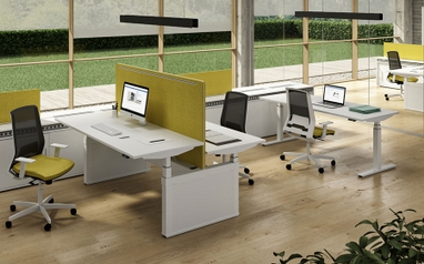 winglet opertive desk bench